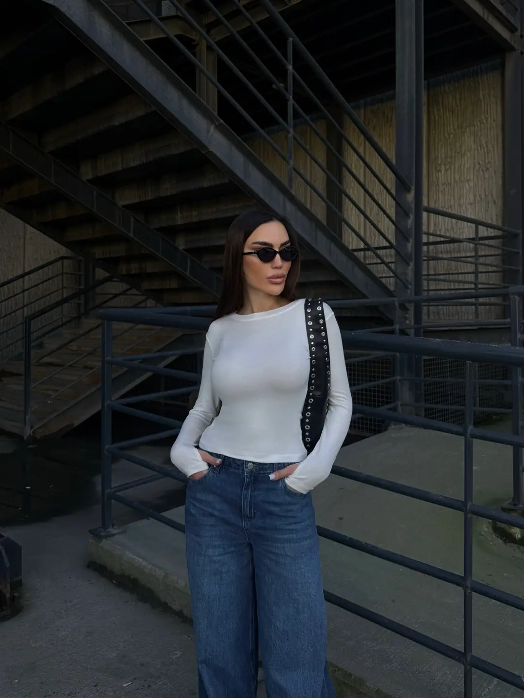 Bisiklet Yaka Parmak Detaylı Oysho Kumaş Bluz